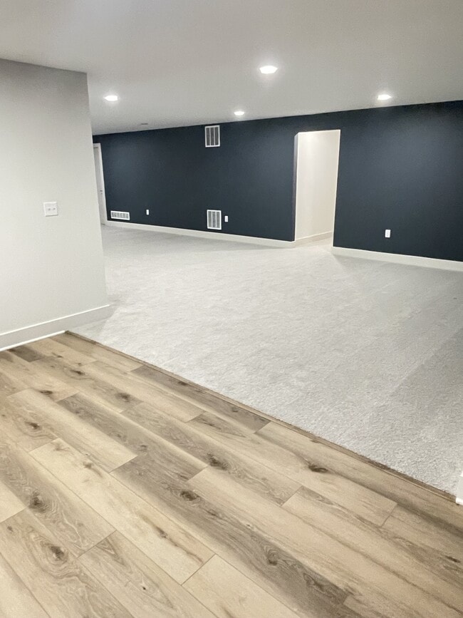 Building Photo - 252 N Ciderbluff St