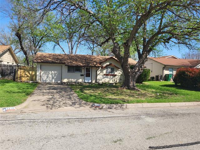 Primary Photo - 3212 Earle Dr