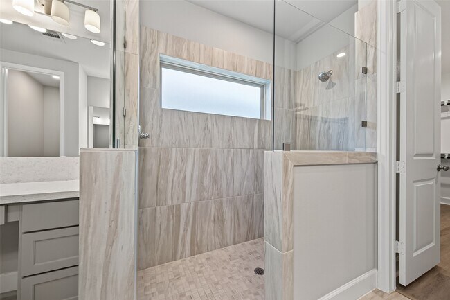 Building Photo - 17371 Merigold Hts Dr