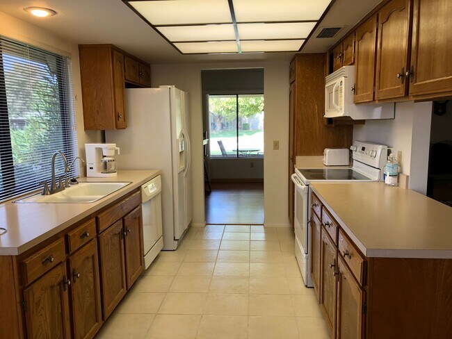 Building Photo - 171 Leisure World