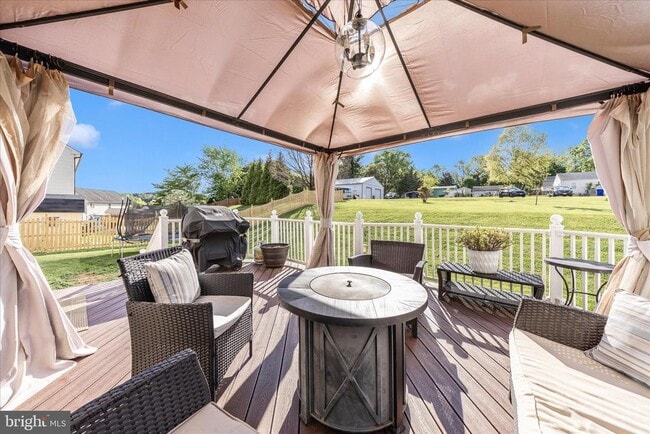 Building Photo - 1504 Larel Ct