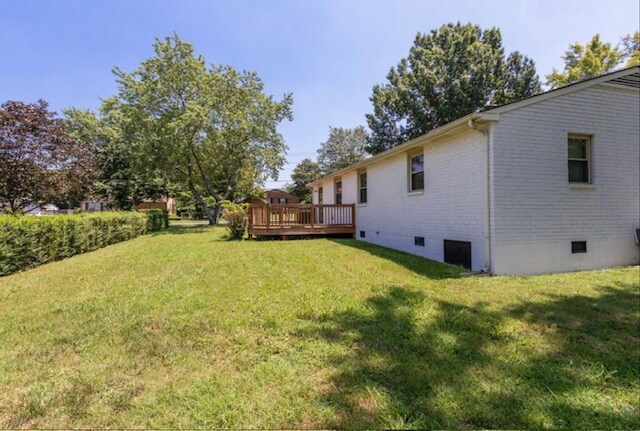 Building Photo - 709 Liberty Pike