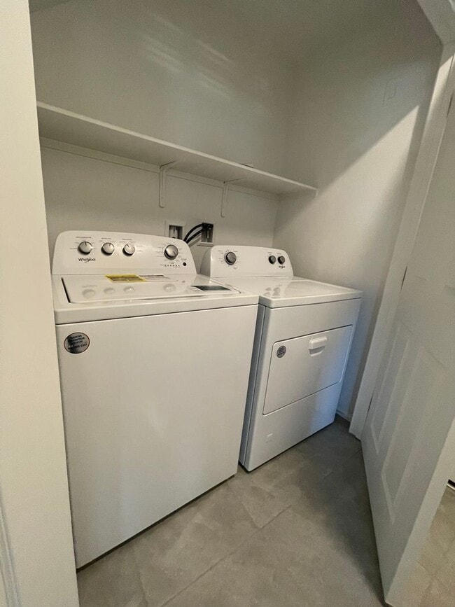 Building Photo - Coming Soon-2 Story Townhome Ready for new tenant on 6/15/2026!