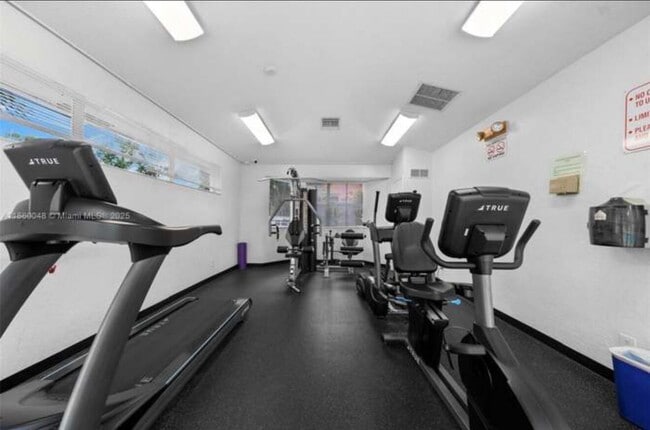 Building Photo - 3790 Piedmont St