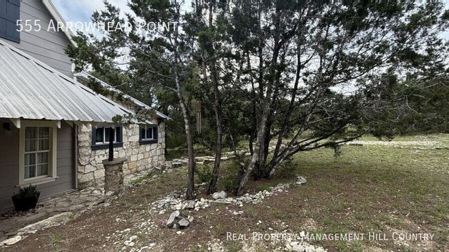 Building Photo - 555 Arrowhead Pt