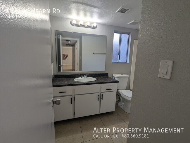 Building Photo - 4151 W Hearn Rd