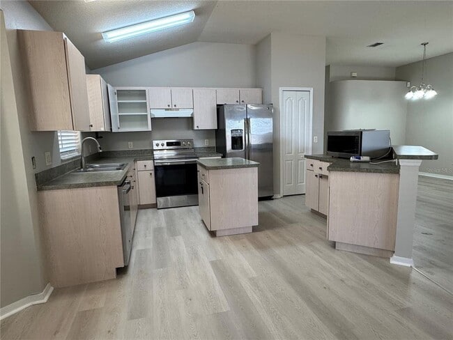 Building Photo - 1414 Trail Boss Ln