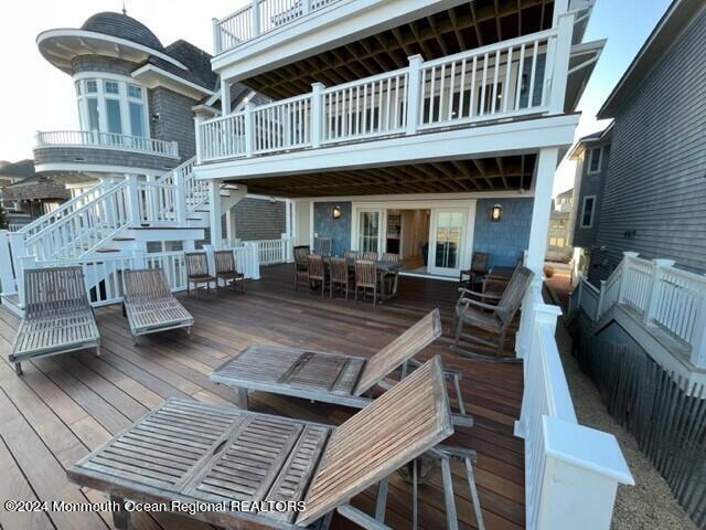 Building Photo - 3632 Ocean Terrace