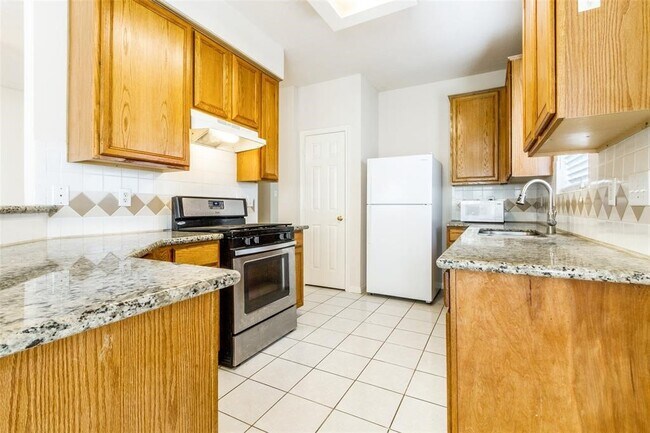 Building Photo - 1138 Evandale Ln