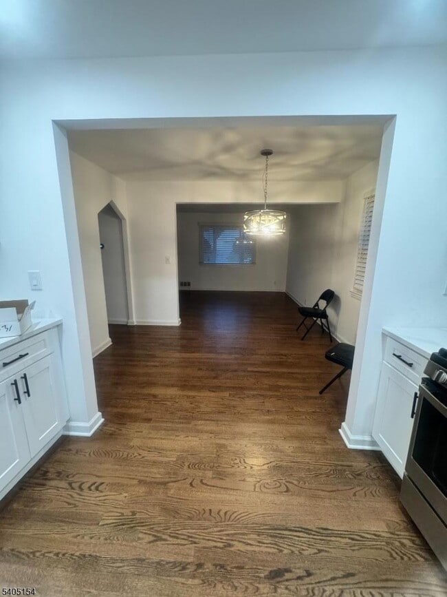 Building Photo - 631 Grant Terrace