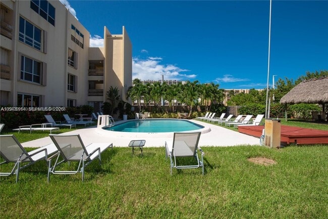 Building Photo - 1700 SE 15th St