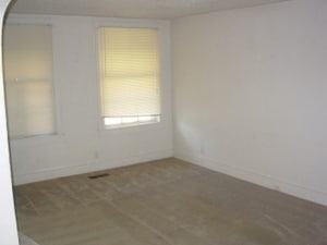 Building Photo - Affordable 2 BR 1 bath House in Branson, MO
