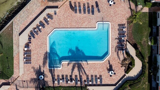 Building Photo - 6051 Sun Blvd