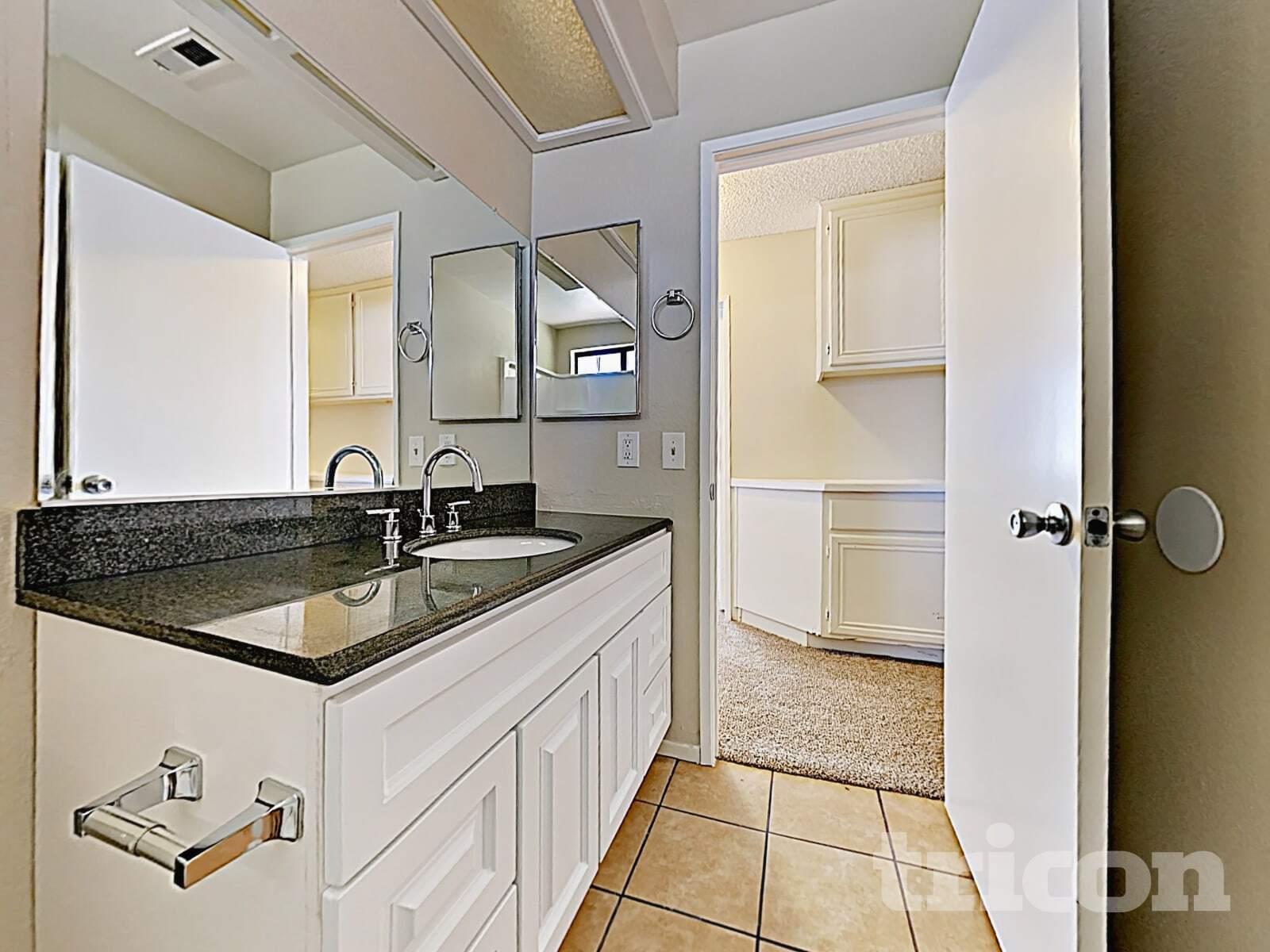 Building Photo - 15473 Casa Grande St