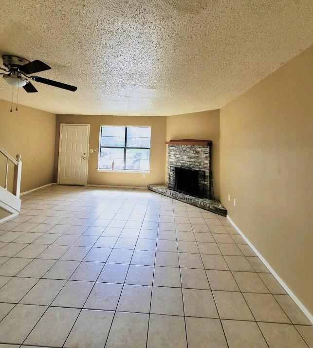 Building Photo - 725 N Beverly Ln