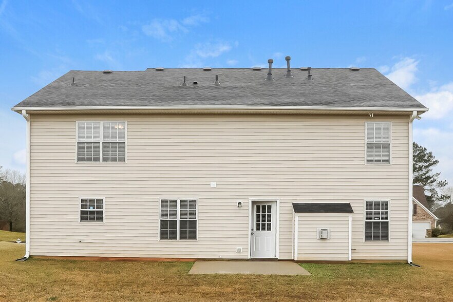Building Photo - 5713 Colonnade Dr