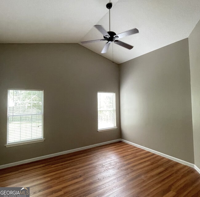 Building Photo - 106 Zinnia Ct