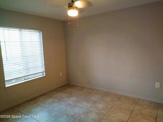 Building Photo - 3551 D'Avinci Way