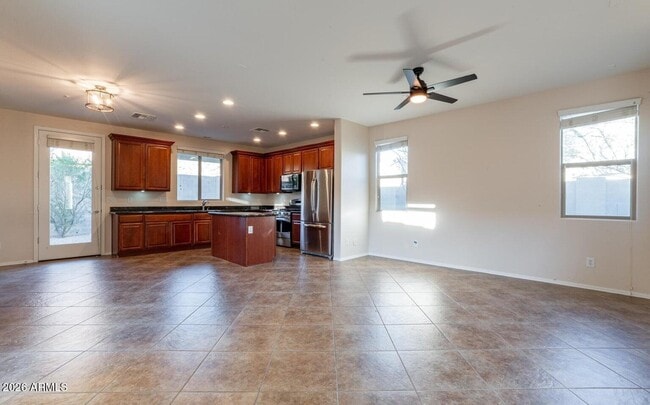 Building Photo - 7364 W Palo Brea Ln