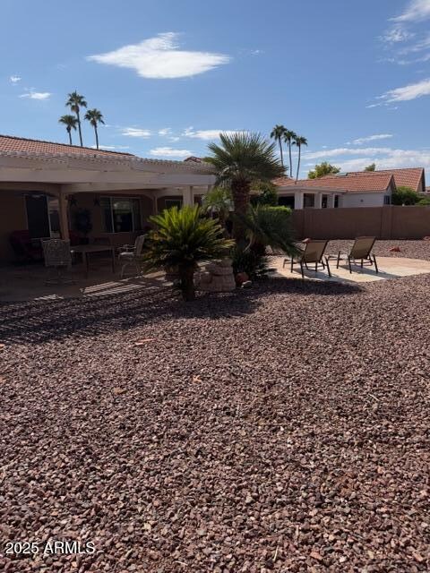 Building Photo - 10502 E Elmhurst Dr