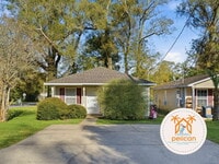 Building Photo - Charming 3-Bedroom Home with Spacious Open Layout – Minutes from Downtown Pensacola!