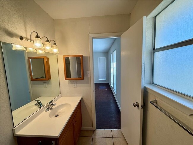 Building Photo - 1507 Big Meadow Dr