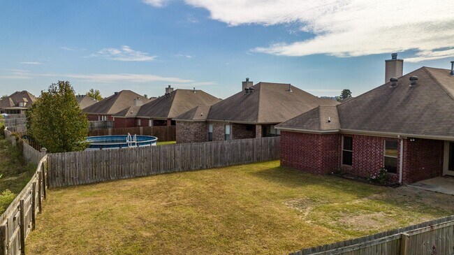 Building Photo - 110 Vienne Pl