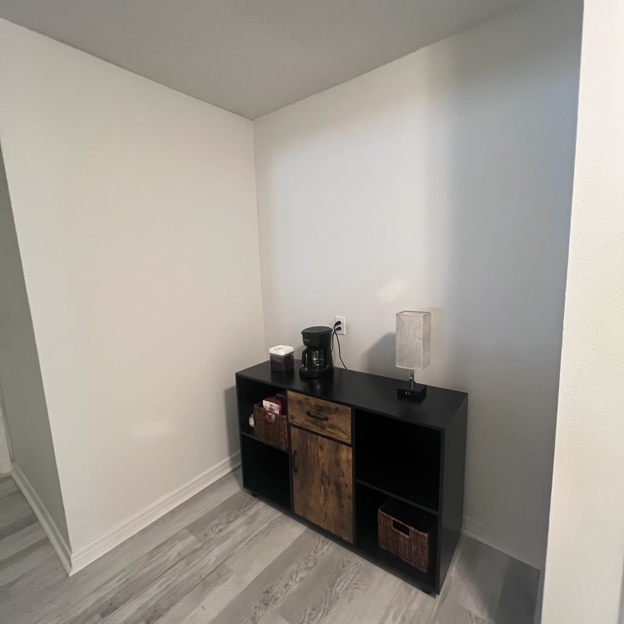 Building Photo - 4584 Tamarind Dr