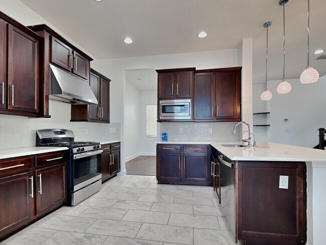 Building Photo - 2684 Tarragona Wy