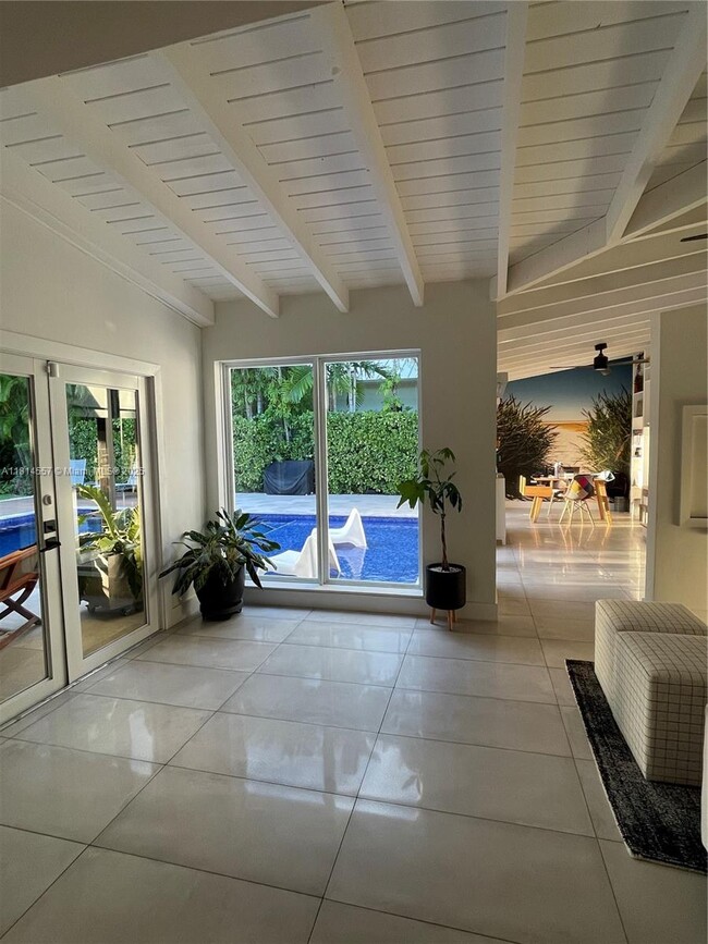Building Photo - 5775 SW 80th St