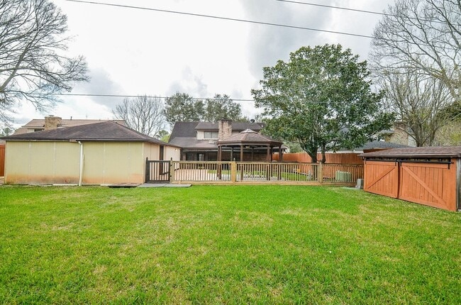 Building Photo - 2407 Sugar Mill Dr