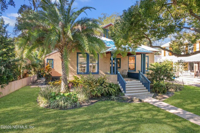 Building Photo - 290 St George St