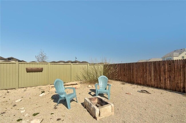 Building Photo - 218 Cascata Way