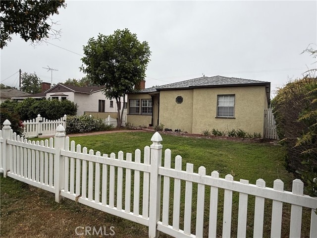 Building Photo - 527 S Orchard Dr