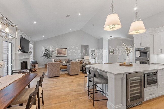 Building Photo - 57 Old Brook Rd