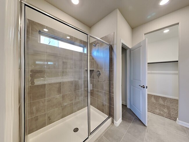 Building Photo - 3316 Celestial Ln