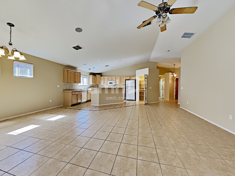 Building Photo - 6773 W Copperwood Way