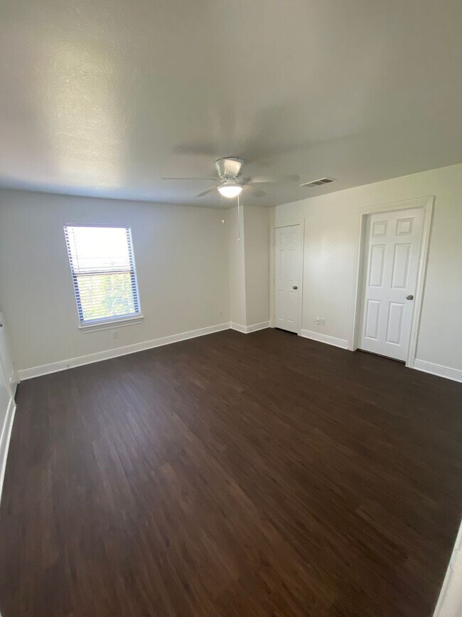 Building Photo - 105 Homonu Ct