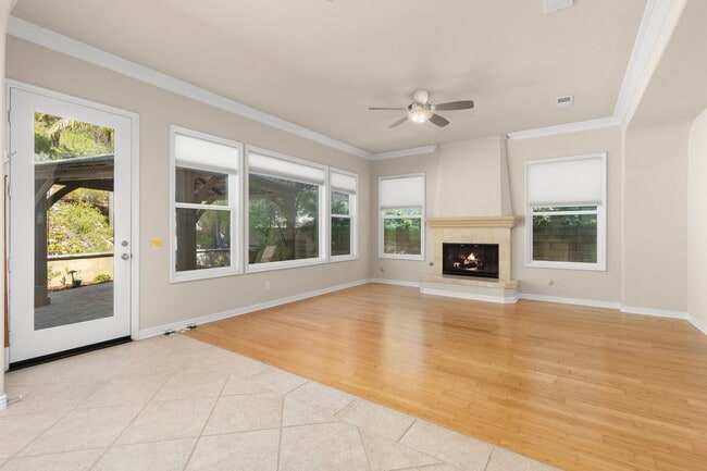 Building Photo - Elegant 5-Bedroom Carmel Valley Home with ...