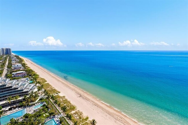 Primary Photo - 2110 N Ocean Blvd