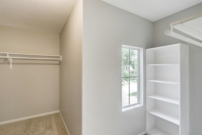 Building Photo - 5014 Mabry Stream Ct