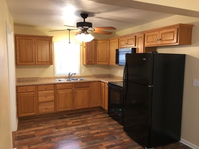 Building Photo - 1120 Manor Ave