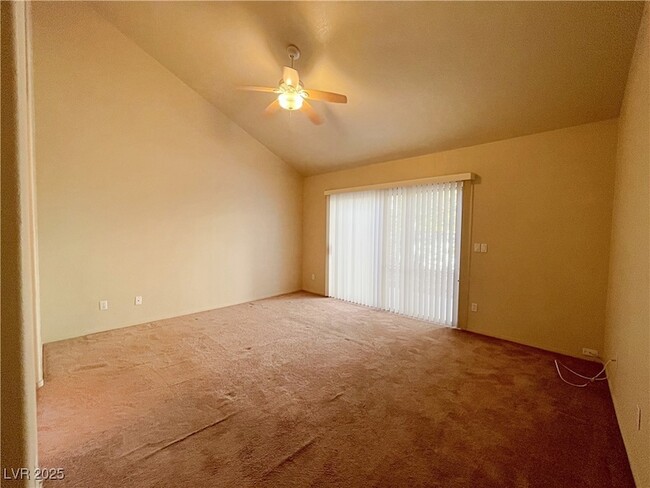 Building Photo - 2104 Mountain Echo Ave
