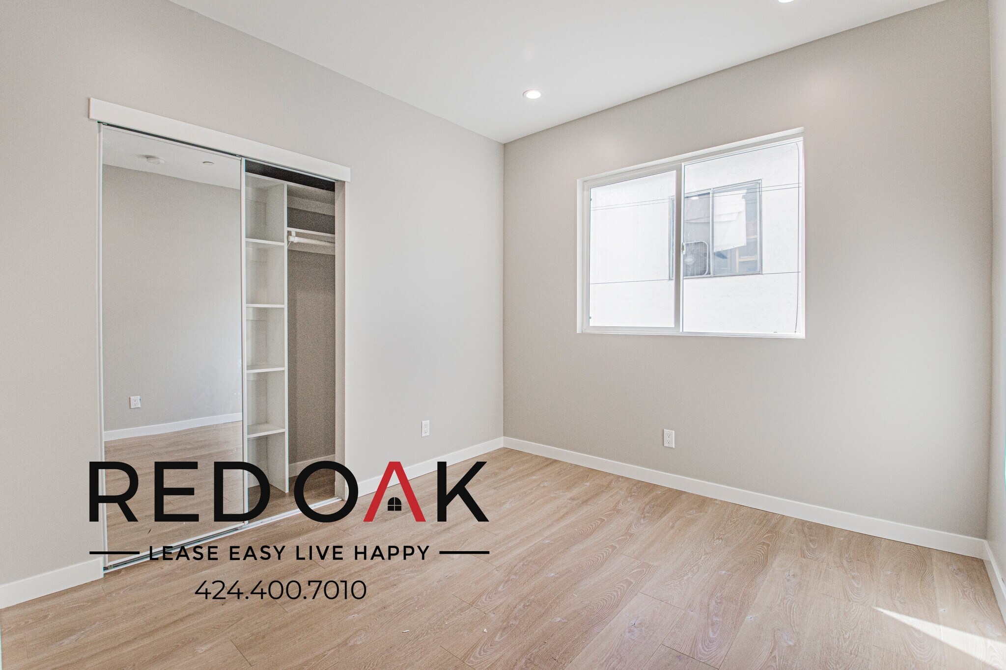 Building Photo - 4506 Esmeralda St