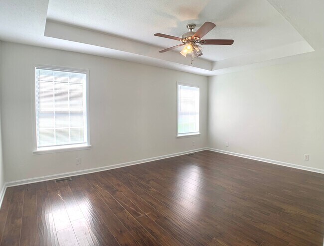Building Photo - 1404 Marla Ct