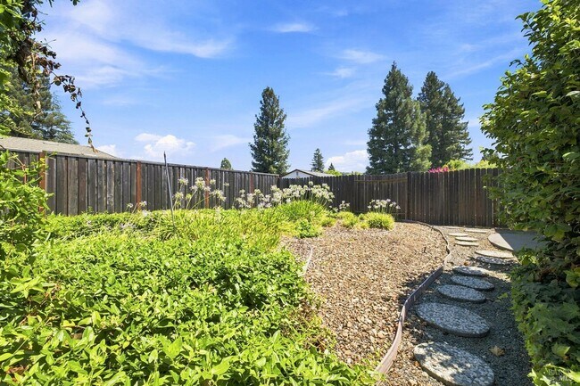 Building Photo - 239 Monte Vista Ave