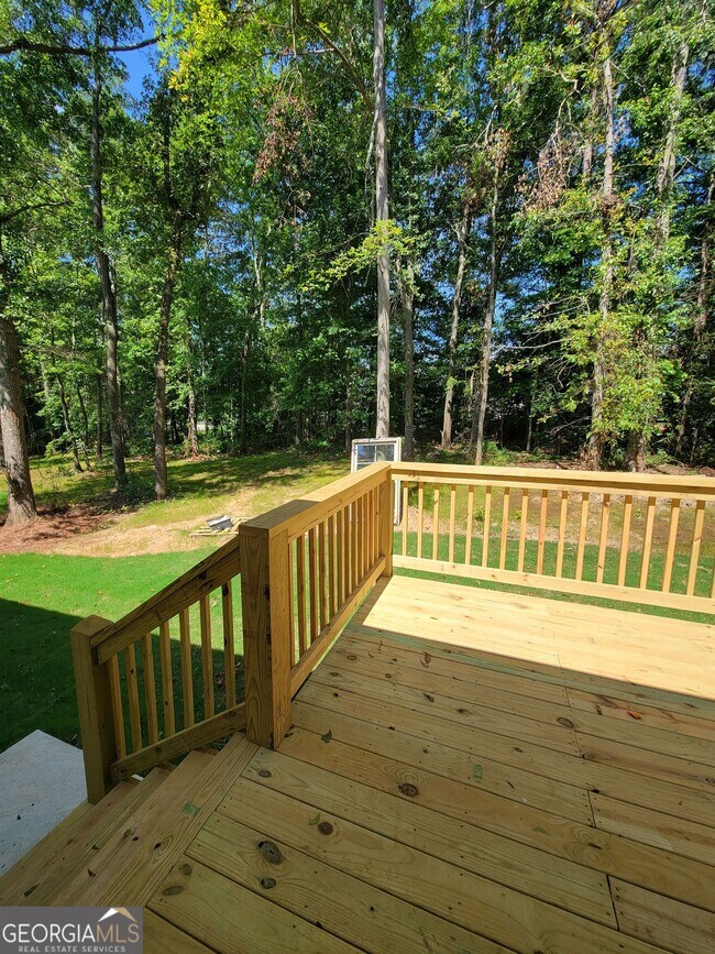 Building Photo - 413 Loblolly Ridge Rd