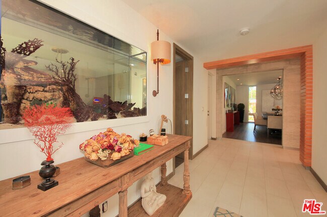 Building Photo - 3054 Elvido Dr