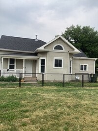 Building Photo - 500 C Avenue