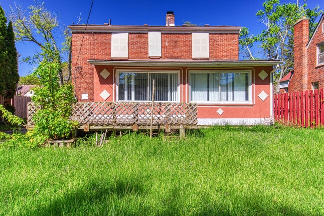 Building Photo - 16134 Pierson St